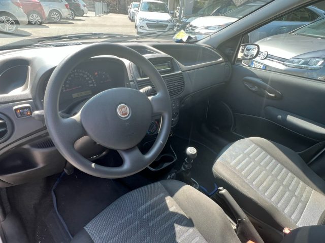 FIAT Punto usata, con Isofix