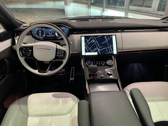 LAND ROVER Range Rover Sport usata, con USB