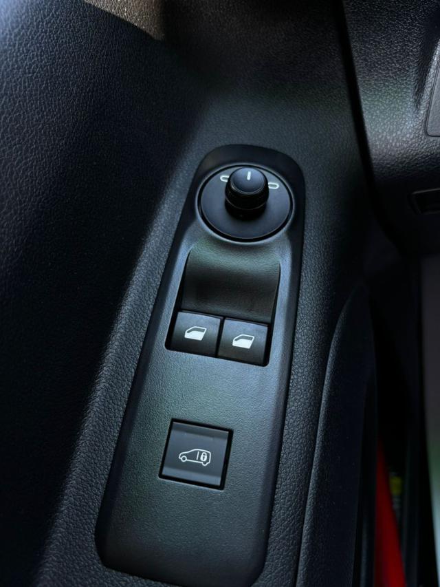 FIAT Doblo usata, con Airbag testa