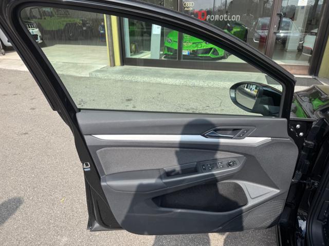 VOLKSWAGEN Golf usata, con Cruise Control