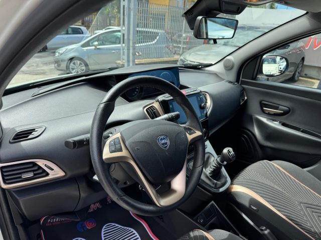 LANCIA Ypsilon usata, con Controllo automatico clima