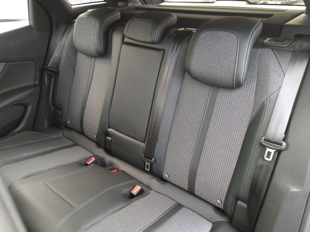 PEUGEOT 3008 usata, con Chiusura centralizzata