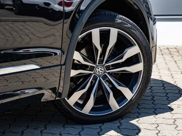 VOLKSWAGEN Tiguan usata, con Interni in pelle