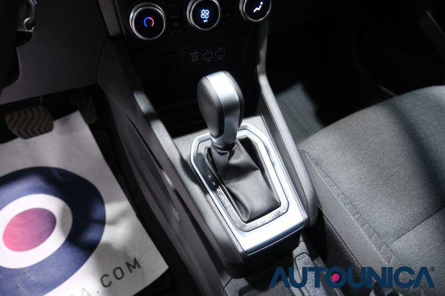 RENAULT Clio usata, con Sensori di parcheggio posteriori