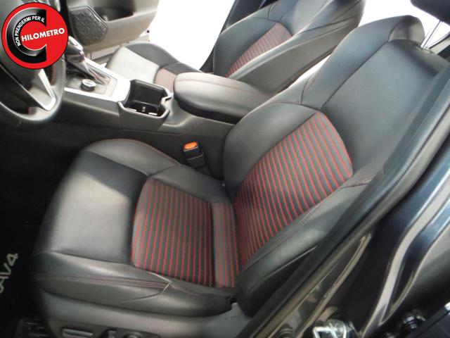 TOYOTA RAV 4 MY23 usata, con Alzacristalli elettrici