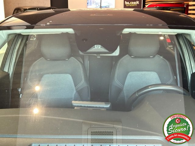 RENAULT Captur usata, con Autoradio digitale