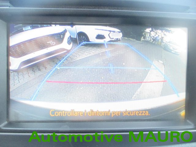 TOYOTA Yaris usata, con Telecamera per parcheggio assistito