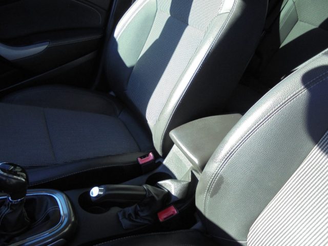OPEL Astra usata, con Specchietti laterali elettrici