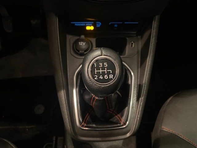 FORD Tourneo Courier usata, con Park Distance Control