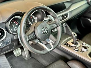 ALFA ROMEO Stelvio usata, con Autoradio