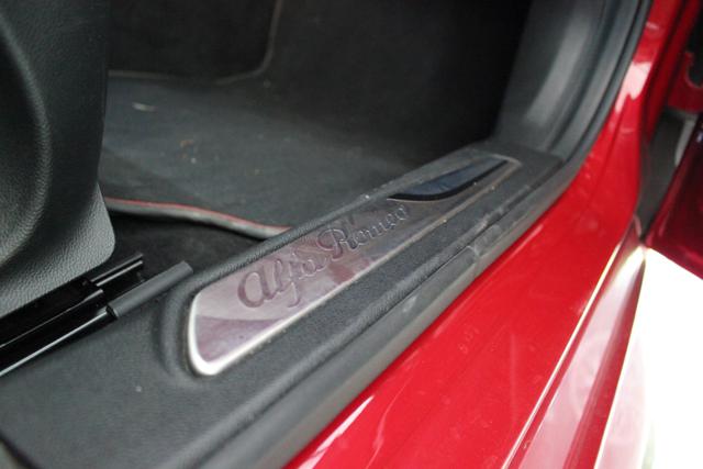 ALFA ROMEO Giulia usata, con Touch screen