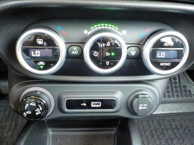 FIAT 500L usata, con Sound system