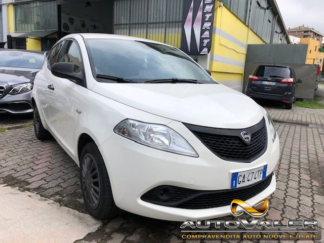 LANCIA Ypsilon usata, con ABS