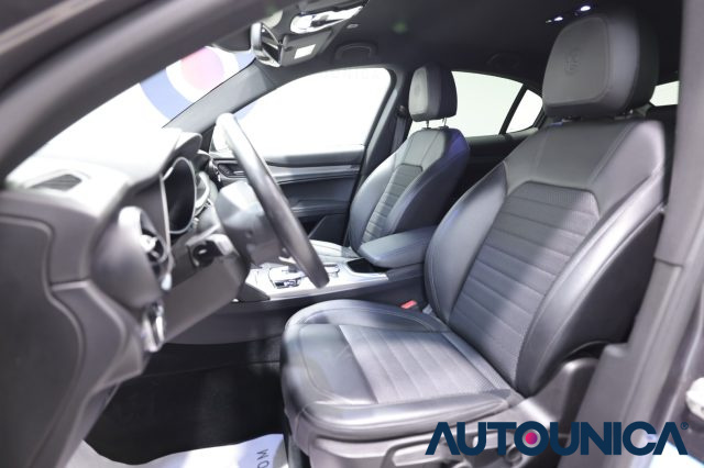 ALFA ROMEO Stelvio usata, con Autoradio