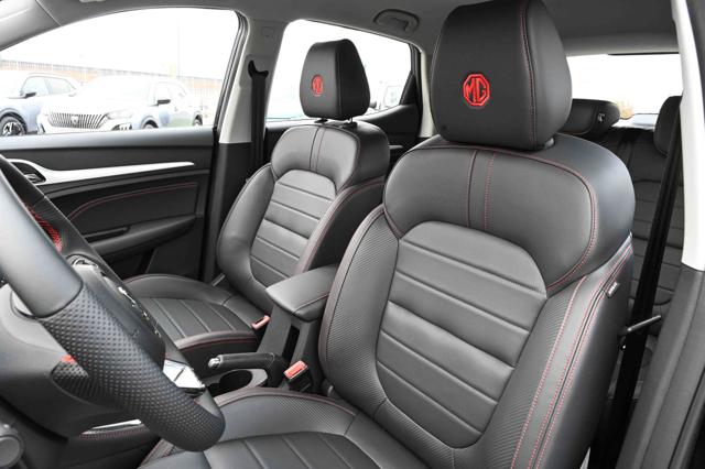 MG ZS usata, con Fendinebbia