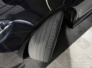 MERCEDES-BENZ E 220 usata, con Sedile posteriore sdoppiato