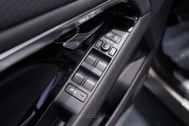 LAND ROVER Range Rover Evoque usata, con Controllo trazione
