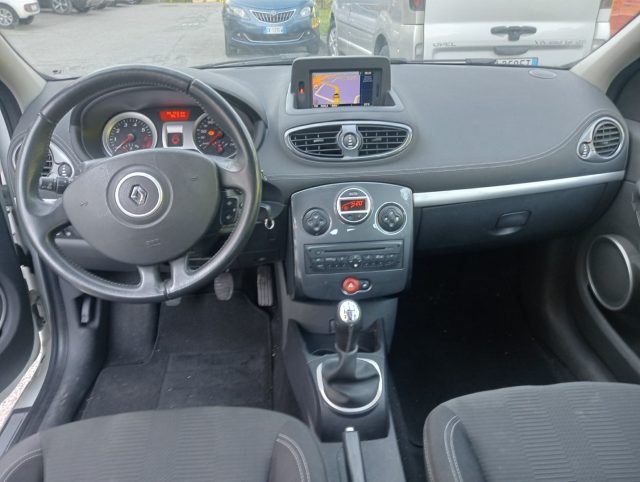 RENAULT Clio usata, con Controllo automatico clima