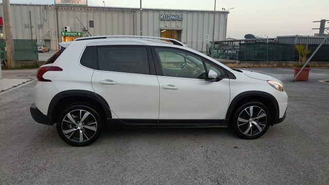 PEUGEOT 2008 usata, con Airbag laterali