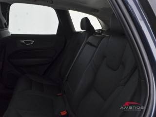 VOLVO XC60 usata 9