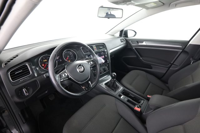 VOLKSWAGEN Golf usata 1