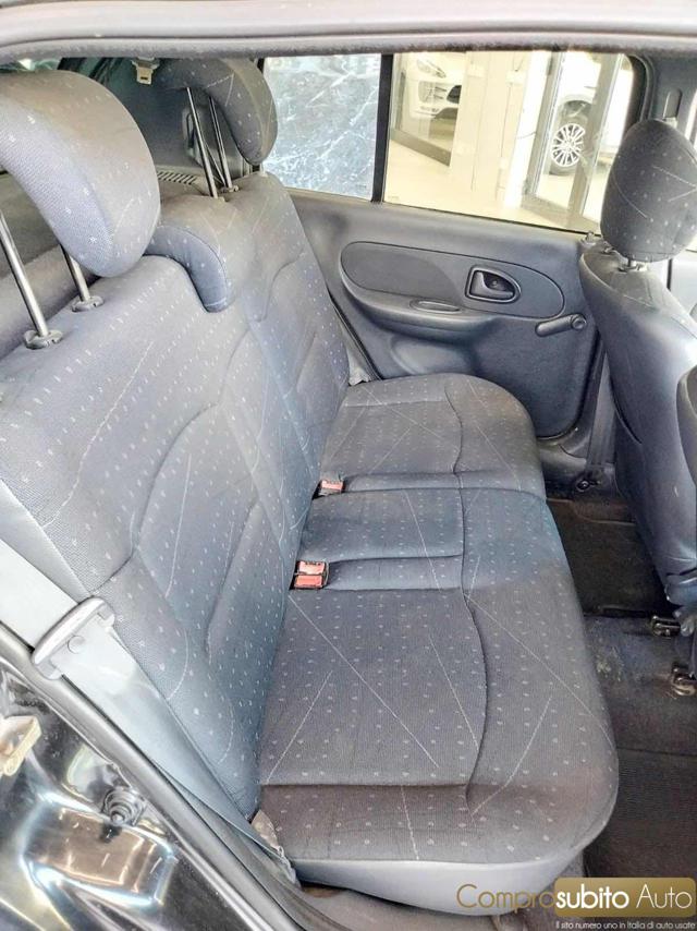 RENAULT Clio usata 14