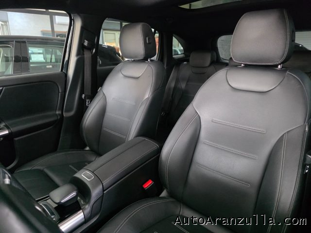 MERCEDES-BENZ GLA 200 usata, con Tettuccio apribile