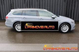 VOLKSWAGEN Passat Variant usata, con Cerchi in lega