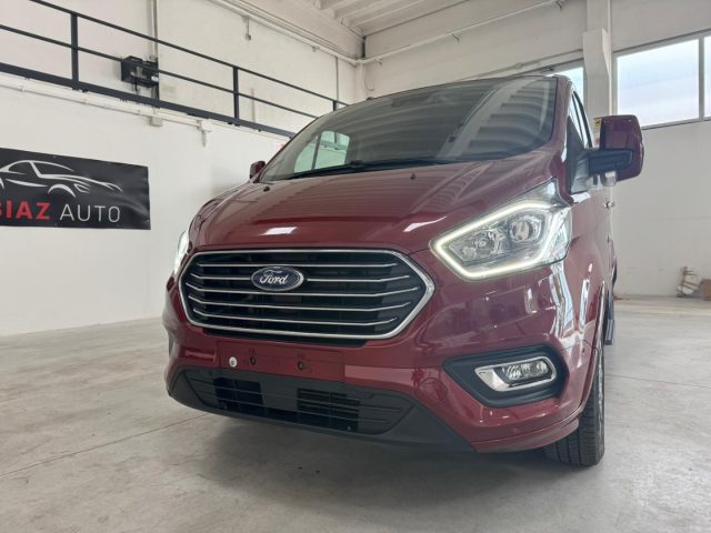 FORD Tourneo Custom usata, con Autoradio