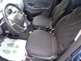 LANCIA Ypsilon usata, con Autoradio