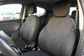 LANCIA Ypsilon usata, con Park Distance Control