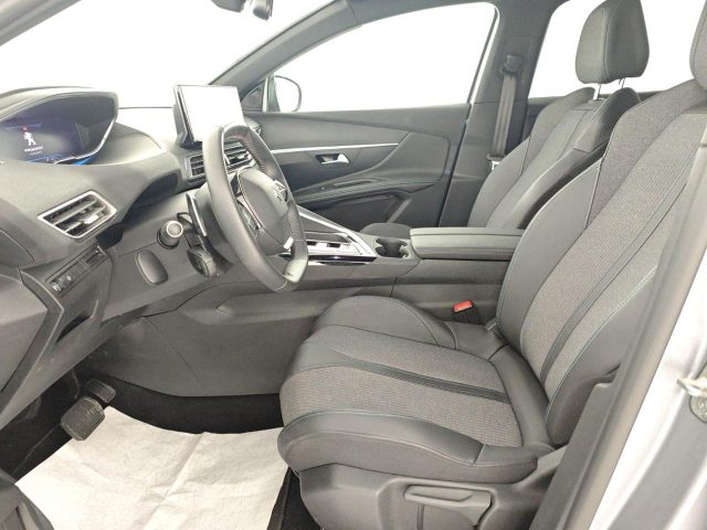 PEUGEOT 3008 usata, con Autoradio