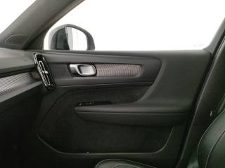 VOLVO XC40 usata, con Luci diurne LED
