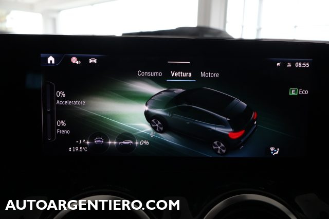 MERCEDES-BENZ GLA 180 usata, con Portellone posteriore elettrico