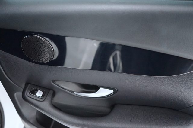 MERCEDES-BENZ GLC 220 usata, con Isofix