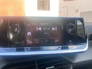PEUGEOT 208 usata, con Autoradio