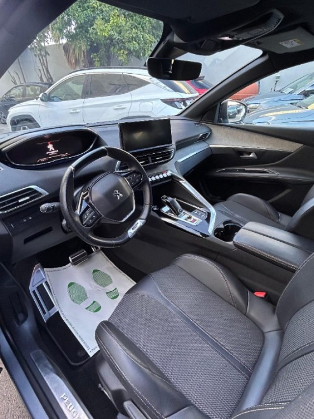 PEUGEOT 3008 usata, con Autoradio