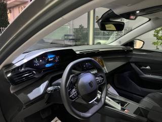 PEUGEOT 308 usata, con Autoradio digitale