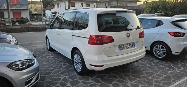 VOLKSWAGEN Sharan usata, con Airbag