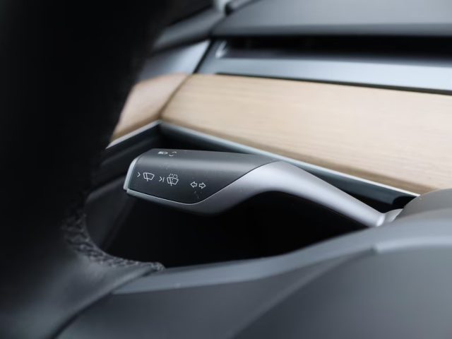 TESLA Model Y usata, con Regolazione elettrica sedili