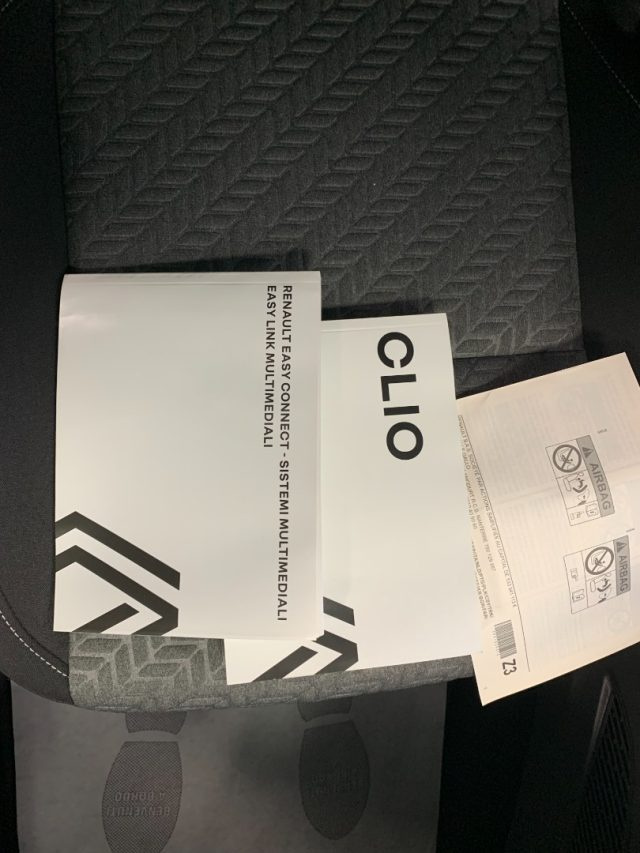 RENAULT Clio usata, con Controllo elettronico della corsia