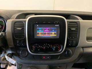 RENAULT Trafic usata, con Luci diurne LED