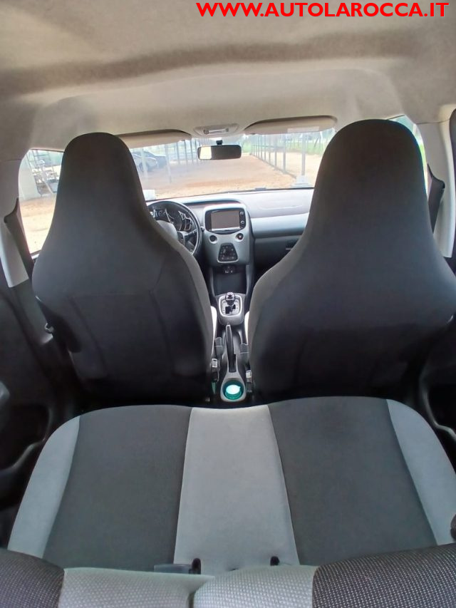 TOYOTA Aygo usata, con Specchietti laterali elettrici