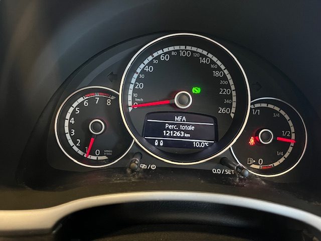VOLKSWAGEN Maggiolino usata, con Boardcomputer