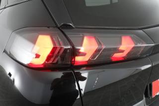 PEUGEOT 2008 usata 9