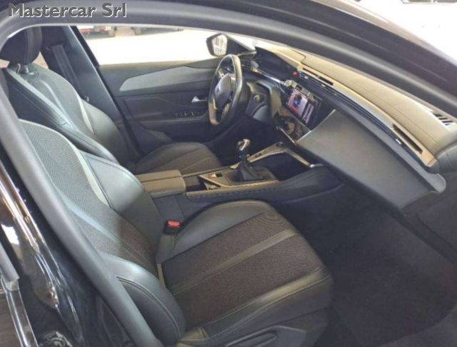 PEUGEOT 308 usata, con Autoradio