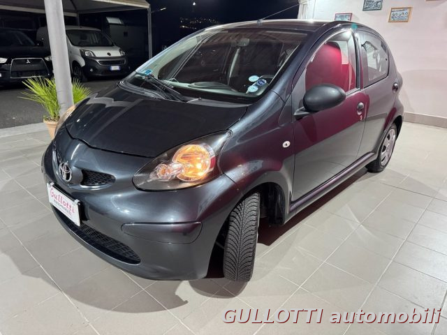 TOYOTA Aygo usata 21