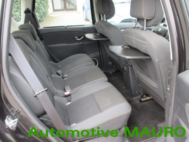 RENAULT Scenic usata 21