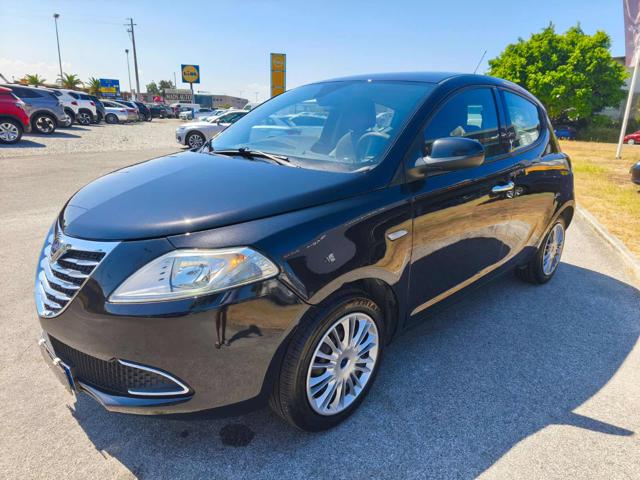 LANCIA Ypsilon usata, con Airbag testa