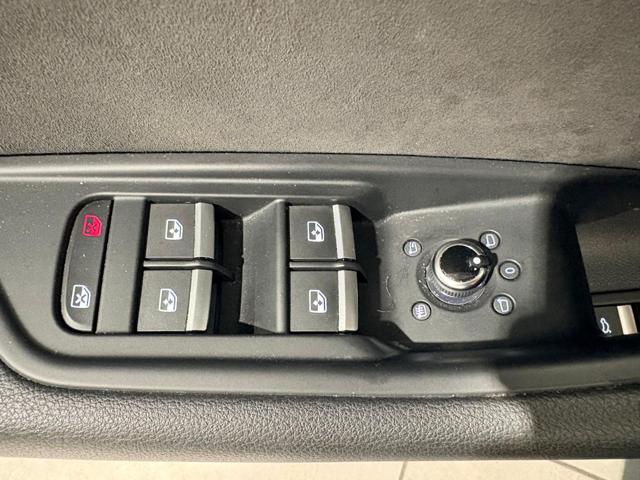 AUDI A4 usata, con Controllo automatico clima